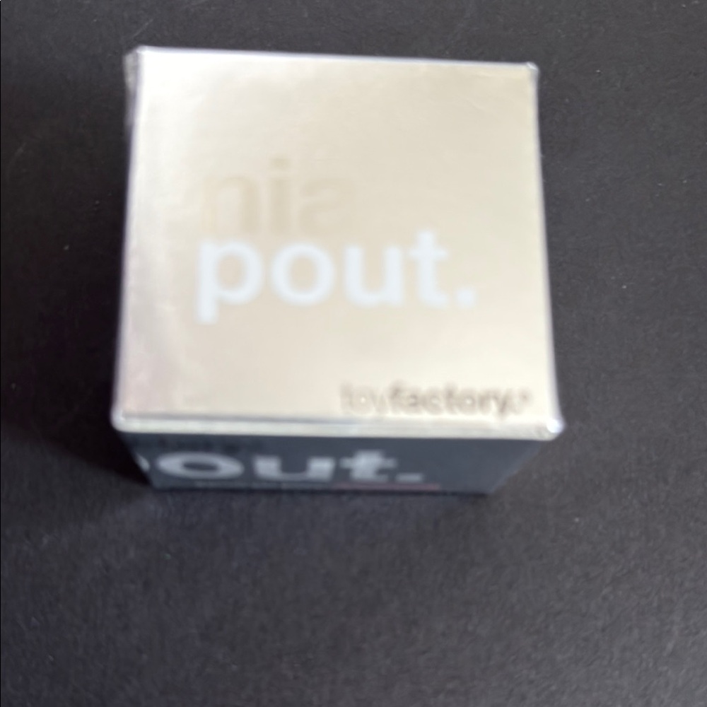 TOYFACTORY Niapout Niacinamide Serum Lip Mask in Watermelon Whip - NEW***